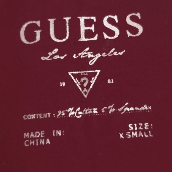True Vintage Y2K Guess Graphic Print Tee Shirt - Picture 8 of 16